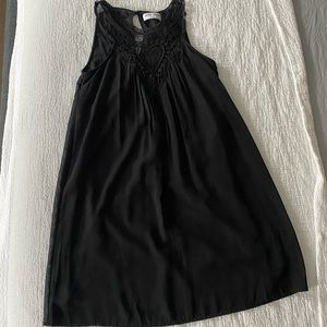 Vero Moda dress with lace appliqué